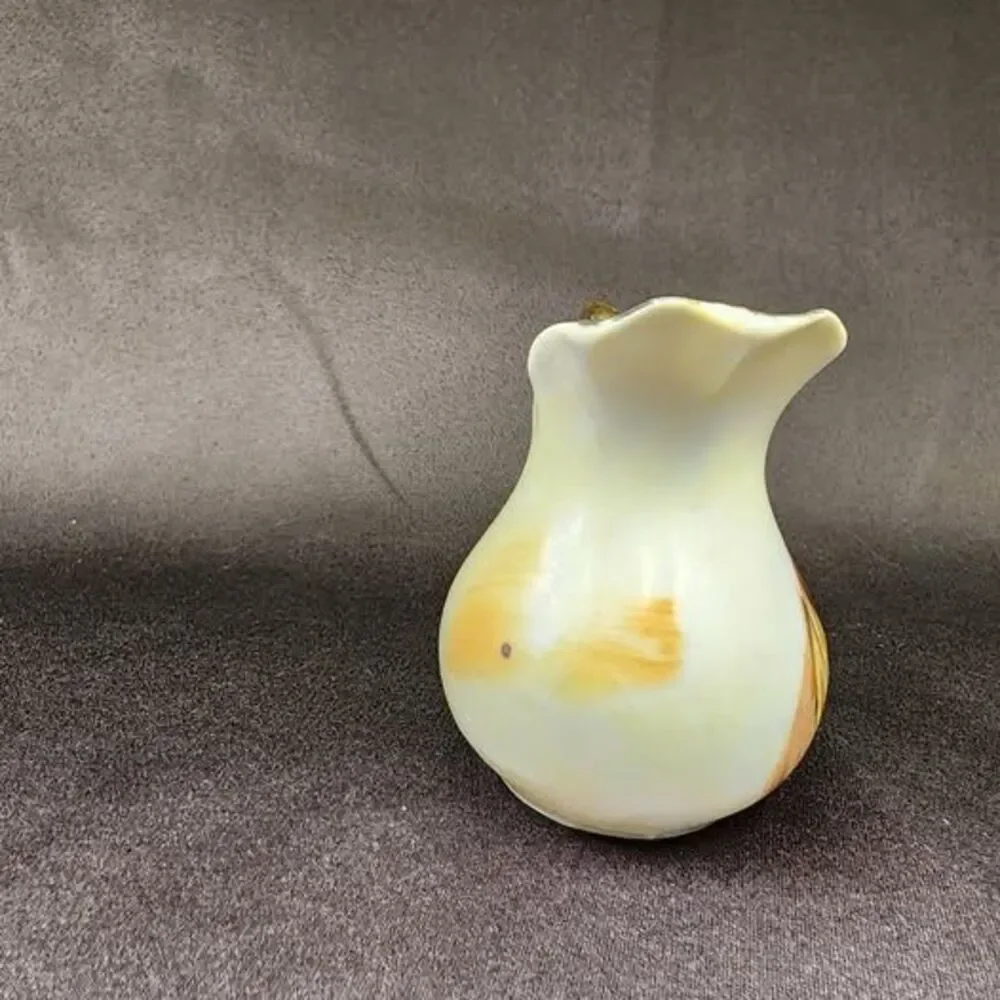 Miniature Pitcher/creamer 3
